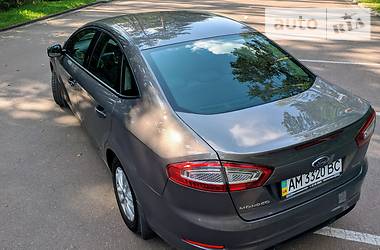 Седан Ford Mondeo 2011 в Житомирі