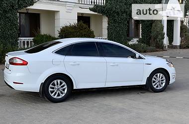 Седан Ford Mondeo 2014 в Одессе