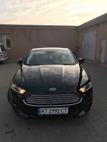 Хетчбек Ford Mondeo 2015 в 