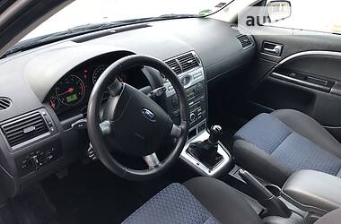 Хетчбек Ford Mondeo 2006 в 