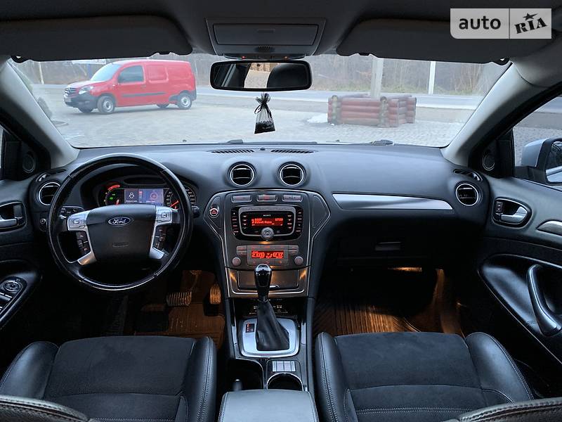 Універсал Ford Mondeo 2010 в Коломиї