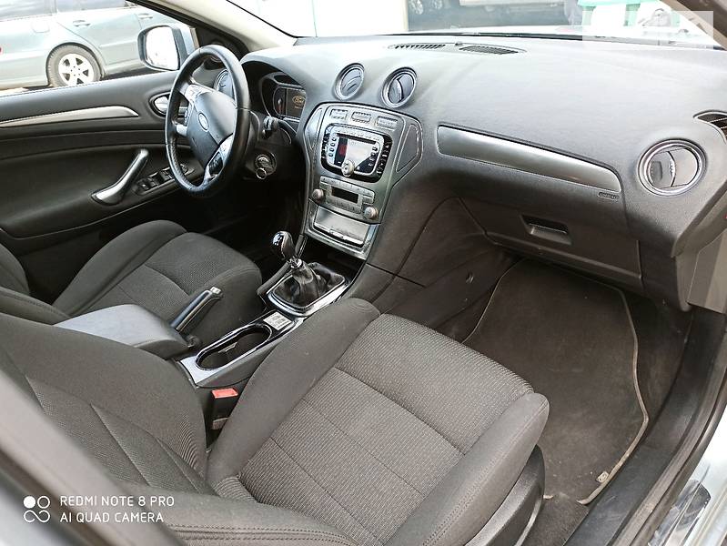 Седан Ford Mondeo 2010 в Дрогобичі