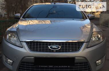 Седан Ford Mondeo 2010 в 
