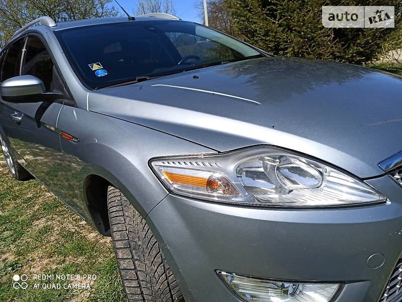 Седан Ford Mondeo 2010 в Дрогобичі