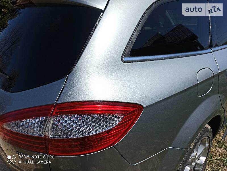 Седан Ford Mondeo 2010 в Дрогобичі
