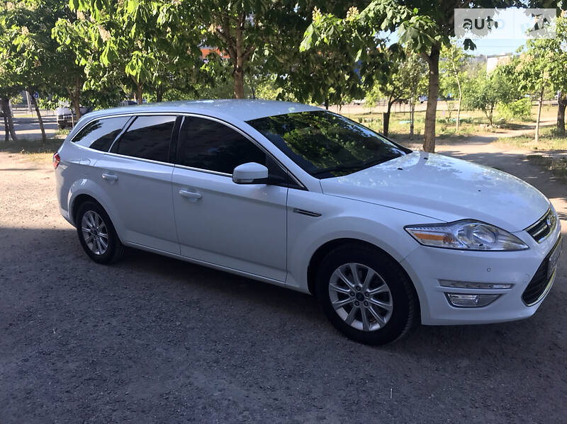 Універсал Ford Mondeo 2014 в Миколаєві