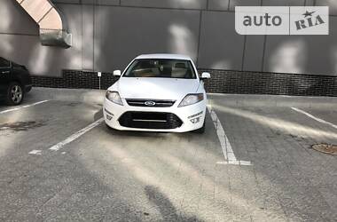 Седан Ford Mondeo 2011 в Львове