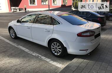 Седан Ford Mondeo 2011 в Львове