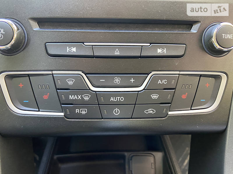 Лифтбек Ford Mondeo 2017 в Черновцах фото 52 Лифтбек Ford Mondeo 2017 в Черновцах