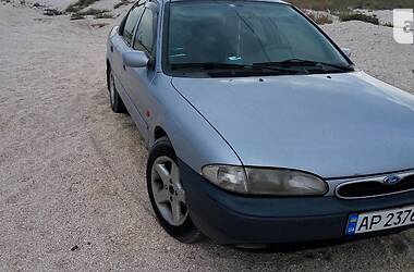 Седан Ford Mondeo 1995 в Мелитополе