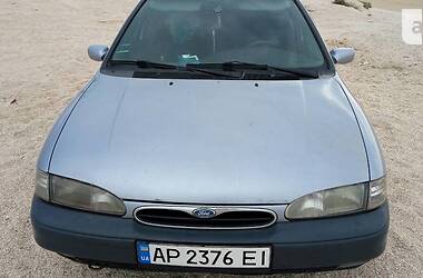 Седан Ford Mondeo 1995 в Мелитополе