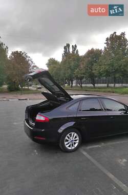 Лифтбек Ford Mondeo 2011 в Чернигове