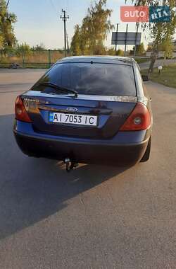 Хетчбек Ford Mondeo 2002 в 