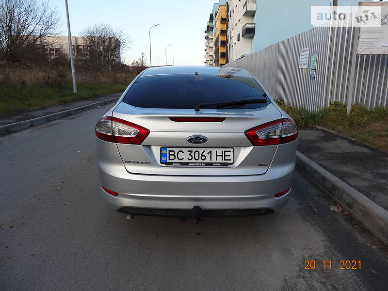 Хетчбек Ford Mondeo 2010 в Львові
