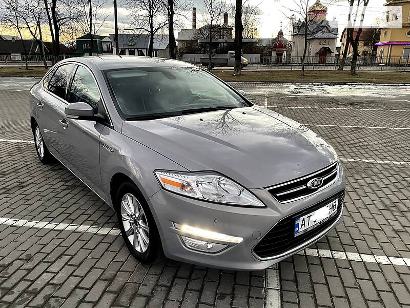 Седан Ford Mondeo 2014 в Коломые