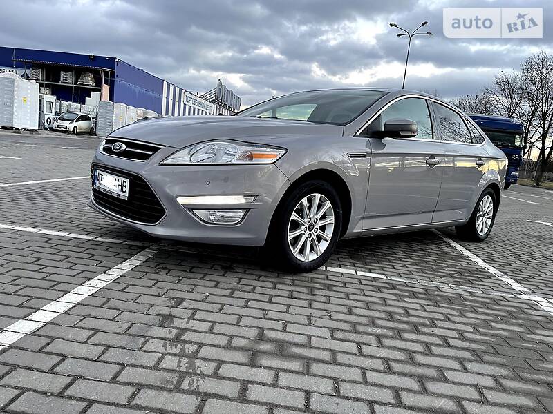 Седан Ford Mondeo 2014 в Коломые