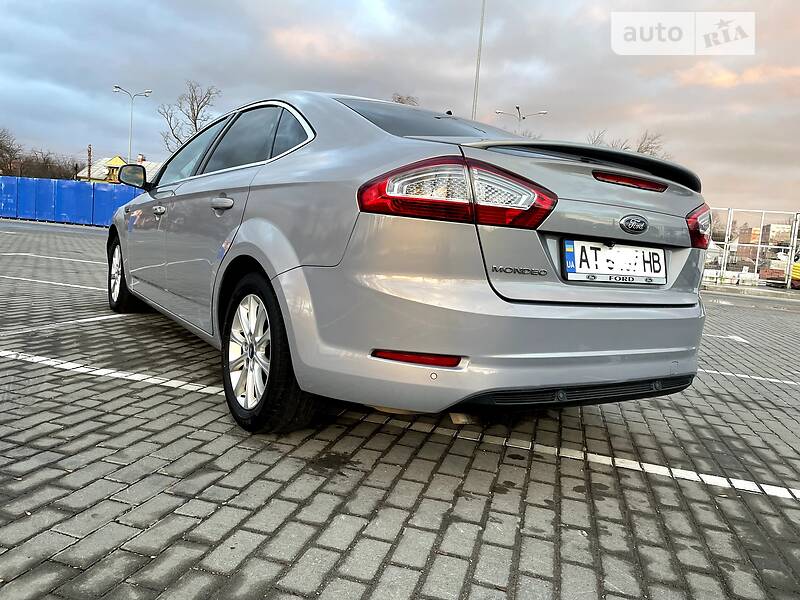 Седан Ford Mondeo 2014 в Коломые