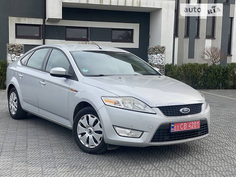 Седан Ford Mondeo 2009 в Жидачове