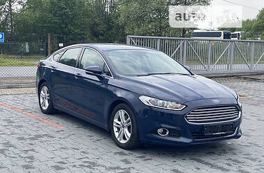 Седан Ford Mondeo 2015 в Луцке