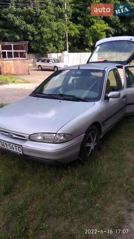 Хетчбек Ford Mondeo 1994 в Львові