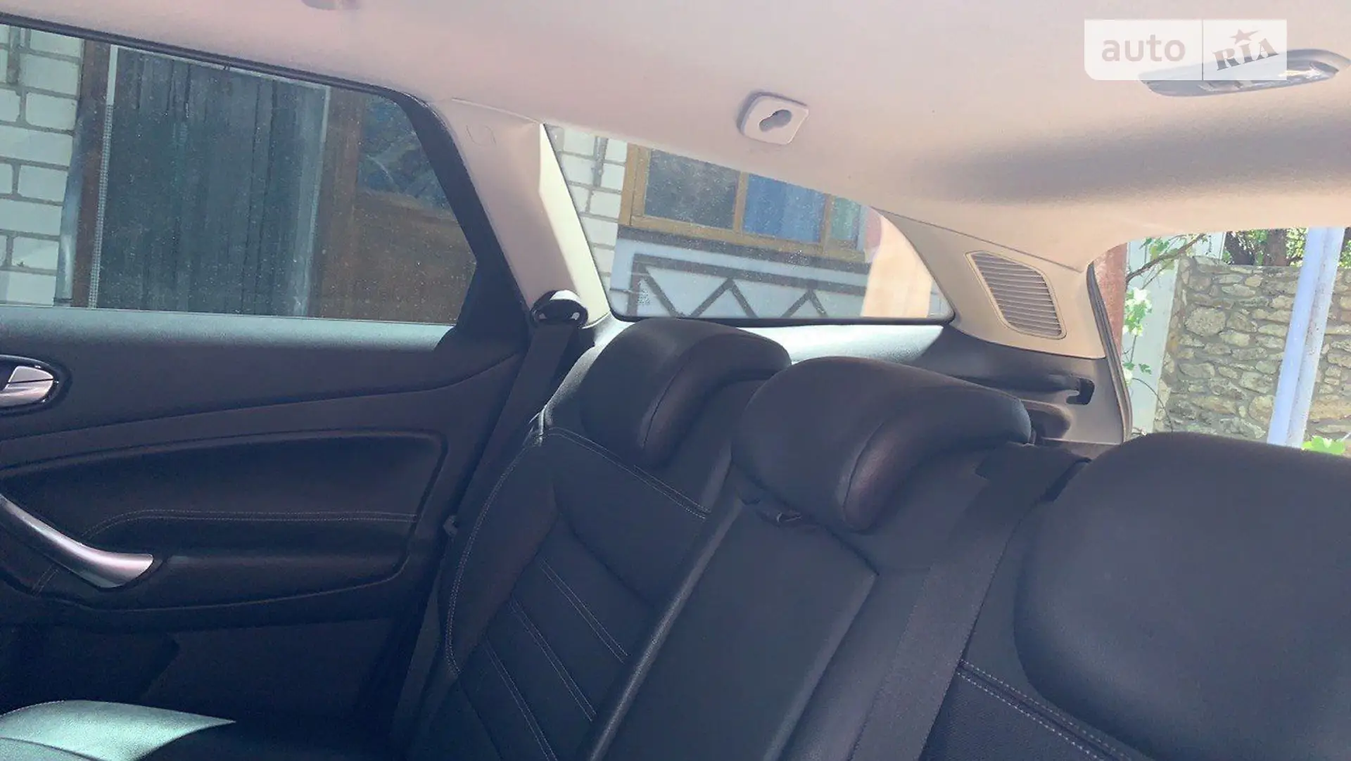 2010 Ford Mondeo - мініатюра 17