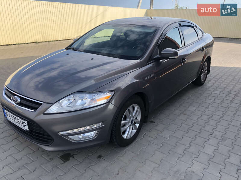 Седан Ford Mondeo 2012 в Одессе