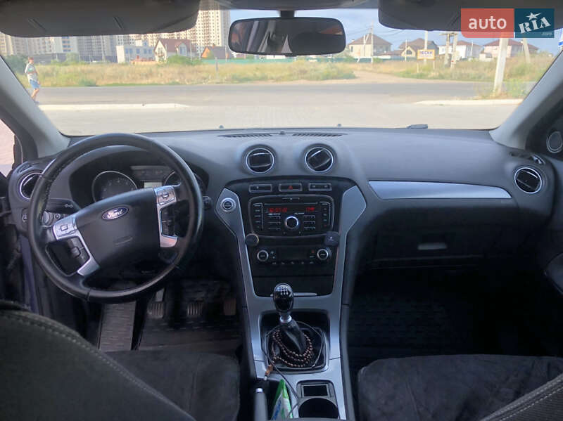 Седан Ford Mondeo 2012 в Одессе