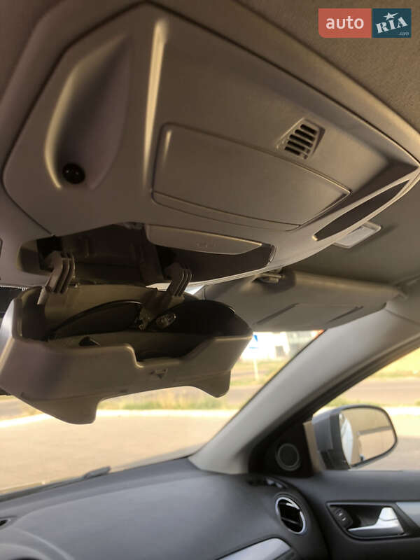 Седан Ford Mondeo 2012 в Одессе