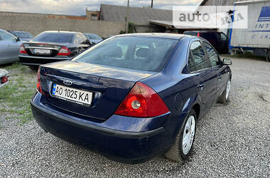 Седан Ford Mondeo 2001 в Хусте