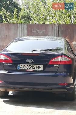 Ліфтбек Ford Mondeo 2009 в Мукачевому