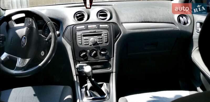 Ліфтбек Ford Mondeo 2009 в Мукачевому