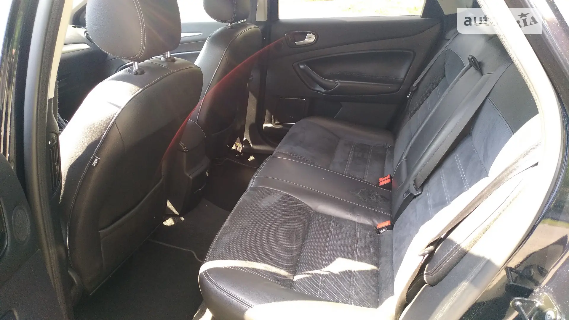 2010 Ford Mondeo - мініатюра 5