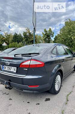 Ліфтбек Ford Mondeo 2007 в Рівному