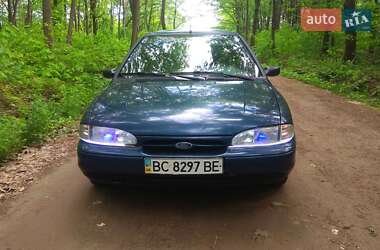 Хэтчбек Ford Mondeo 1995 в Львове