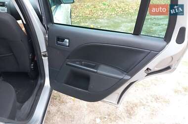 Универсал Ford Mondeo 2004 в 