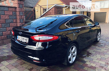 Ліфтбек Ford Mondeo 2015 в Рівному