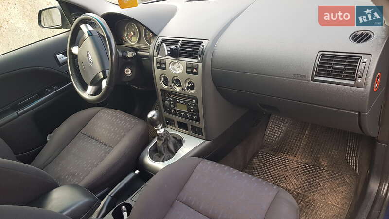 Універсал Ford Mondeo 2001 в Синельниковому