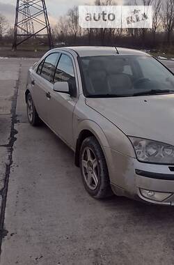 Ліфтбек Ford Mondeo 2003 в Львові