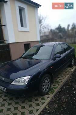 Седан Ford Mondeo 2001 в 