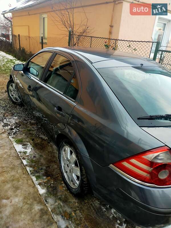 Хэтчбек Ford Mondeo 2005 в Львове