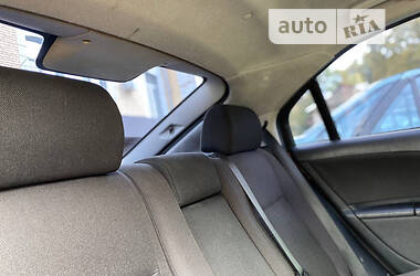 Лифтбек Ford Mondeo 2004 в 