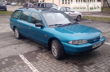 Ford Mondeo 1 поколение универсал 2.5 AT (1994–1996)