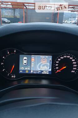 Лифтбек Ford Mondeo 2010 в 