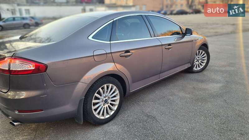 Седан Ford Mondeo 2012 в Харкові