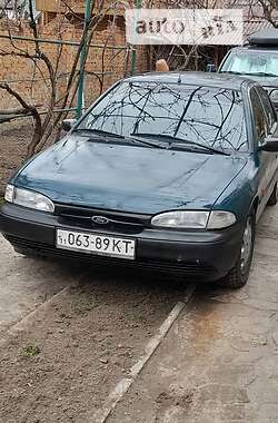 Седан Ford Mondeo 1993 в Киеве