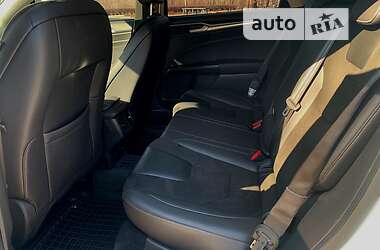 Лифтбек Ford Mondeo 2016 в 