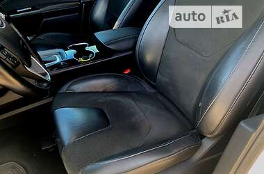 Лифтбек Ford Mondeo 2016 в 