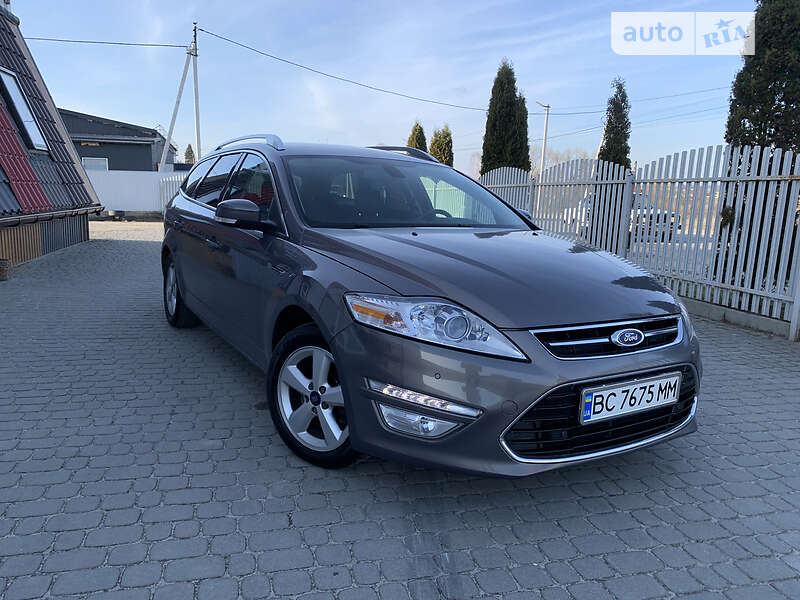 Універсал Ford Mondeo 2011 в Новояворівську