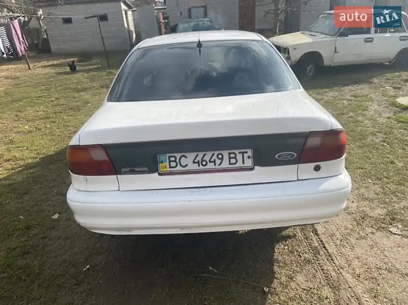 Ford Mondeo
