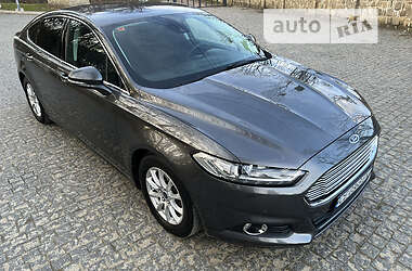 Лифтбек Ford Mondeo 2016 в Черновцах